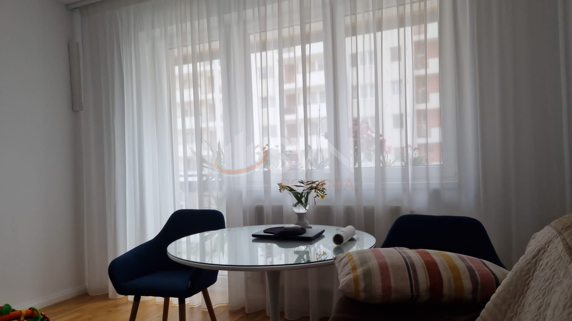3 camere cu loc parcare exterior inclus Bucuresti/Baba Novac