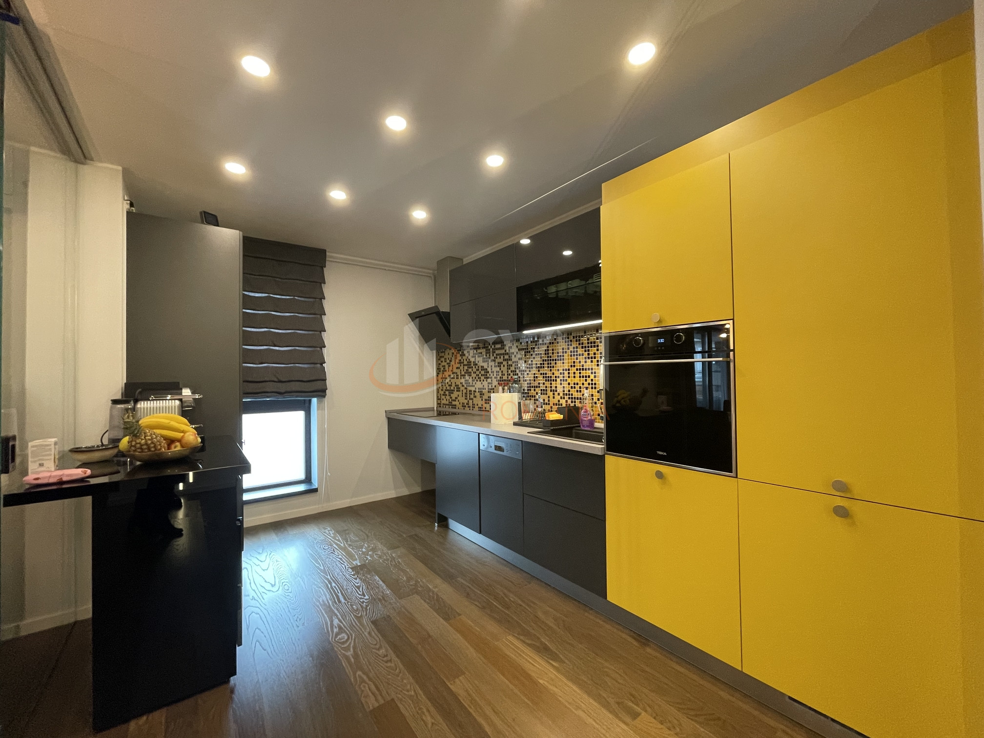 3 camere cu loc parcare exterior inclus Bucuresti/Iancu Nicolae