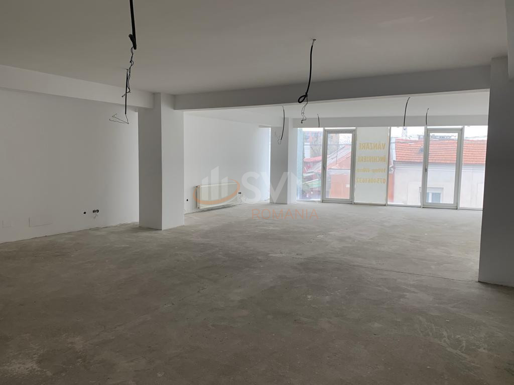 3 camere cu loc parcare exterior inclus Cluj/Semicentral