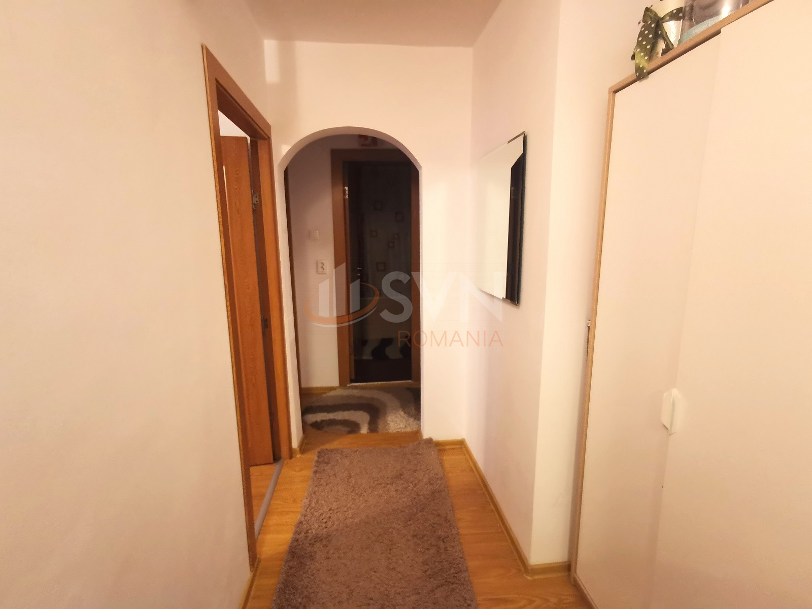 3 camere cu loc parcare exterior inclus Bucuresti/Crangasi