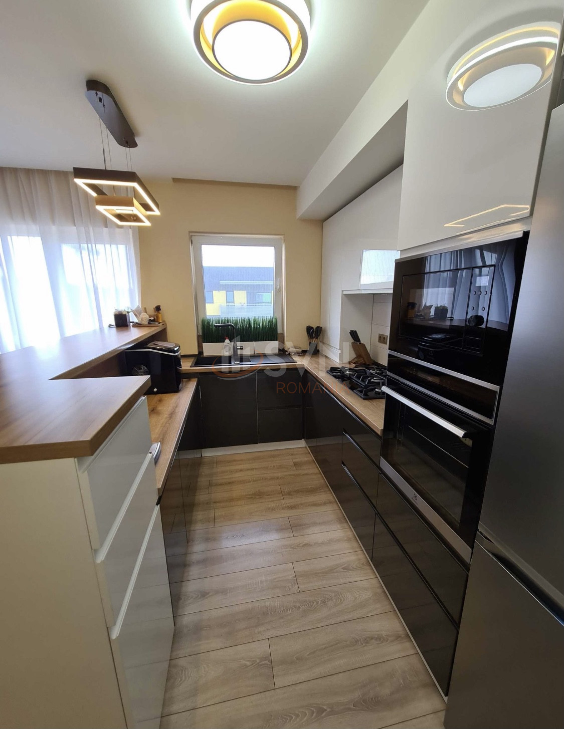 3 camere cu loc parcare exterior inclus Bucuresti/Basarabia