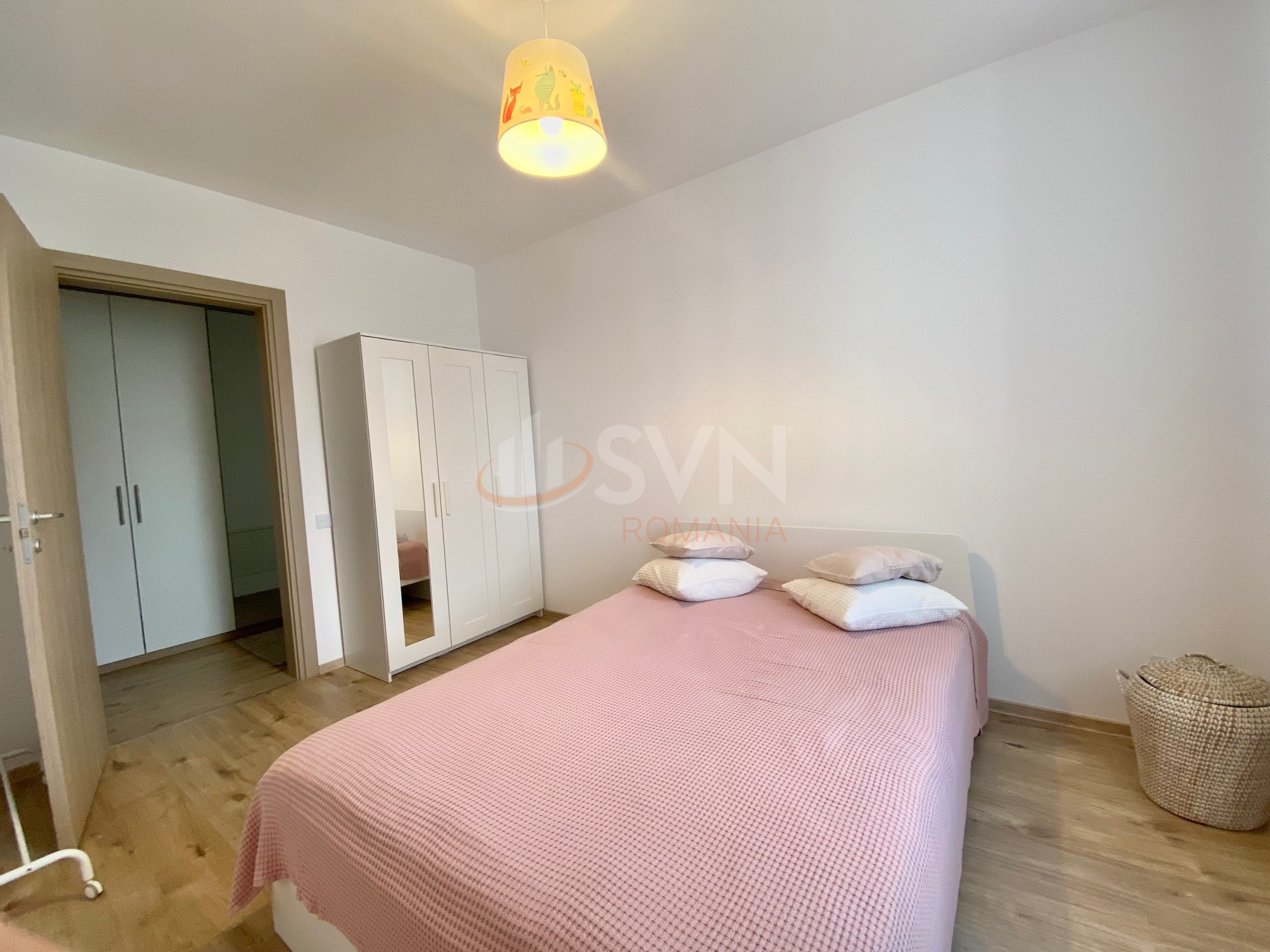 3 camere cu loc parcare exterior inclus Bucuresti/Pipera