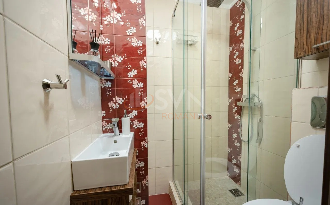 3 camere cu loc parcare exterior inclus Bucuresti/Unirii (s3)