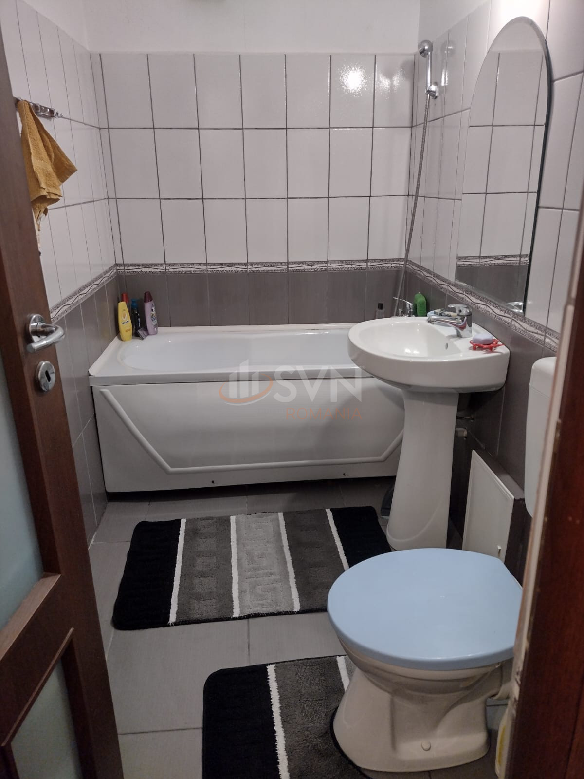 3 camere cu loc parcare exterior inclus Bucuresti/Titan