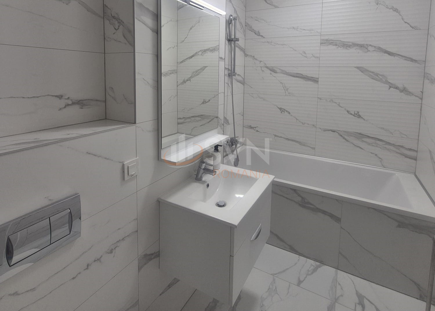 3 camere cu loc parcare exterior inclus Bucuresti/Pipera