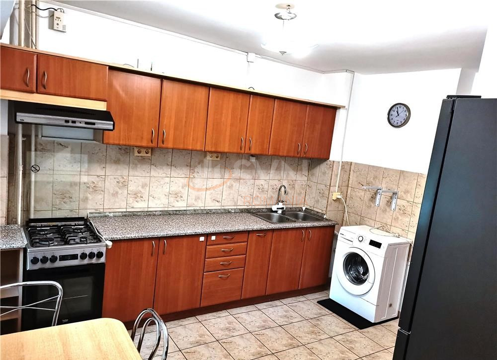 3 camere cu loc parcare exterior inclus Bucuresti/Aviatiei