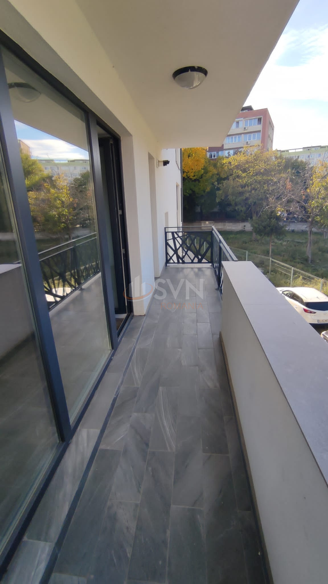 3 camere cu loc parcare exterior inclus Bucuresti/Tineretului