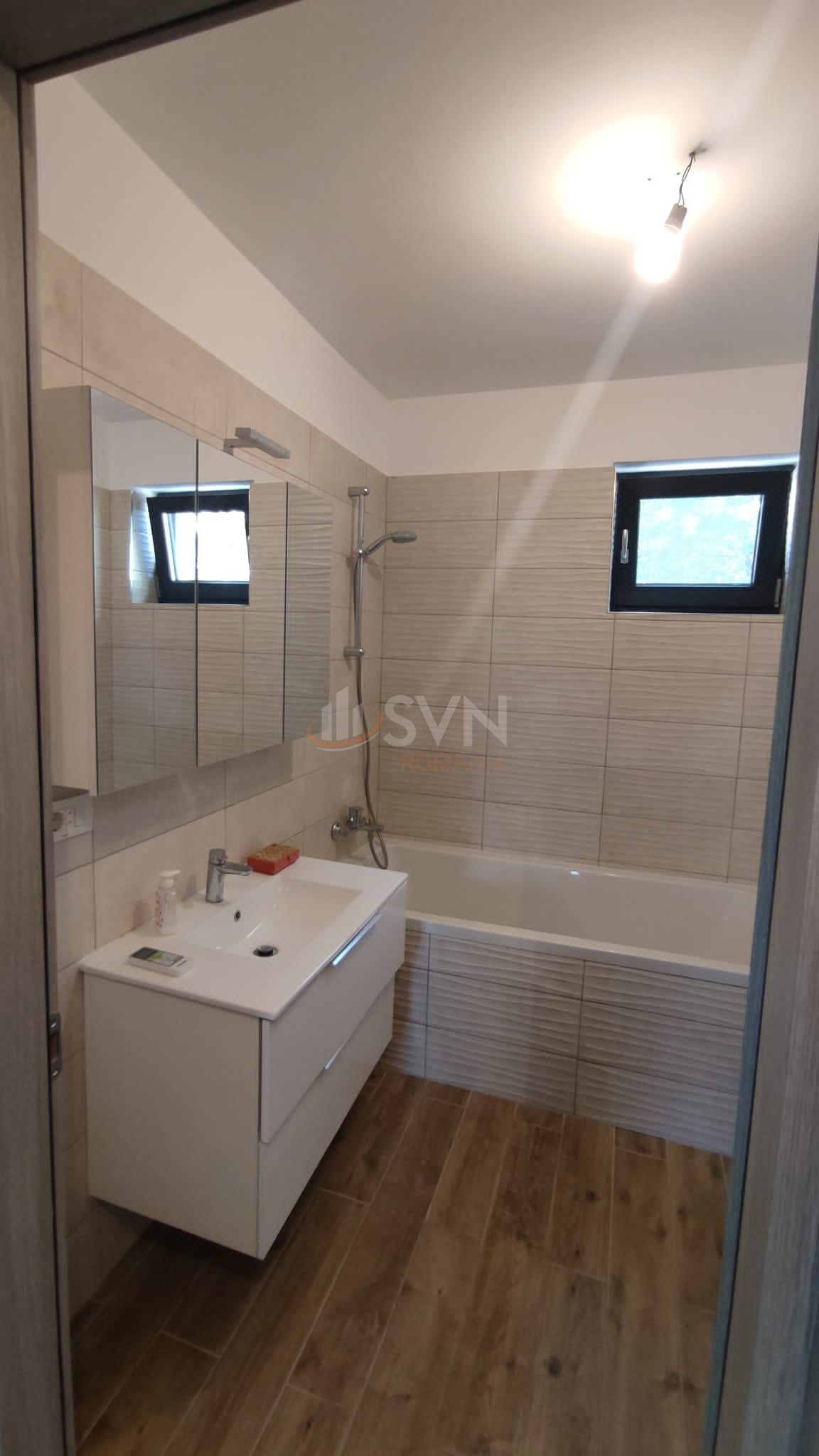 3 camere cu loc parcare exterior inclus Bucuresti/Tineretului