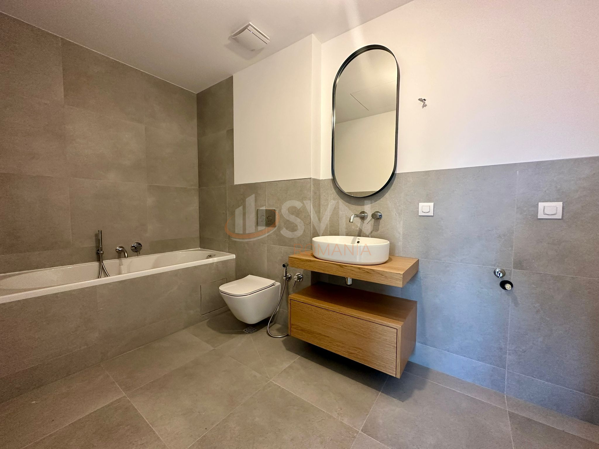 3 camere cu loc parcare exterior inclus Ilfov/Tunari