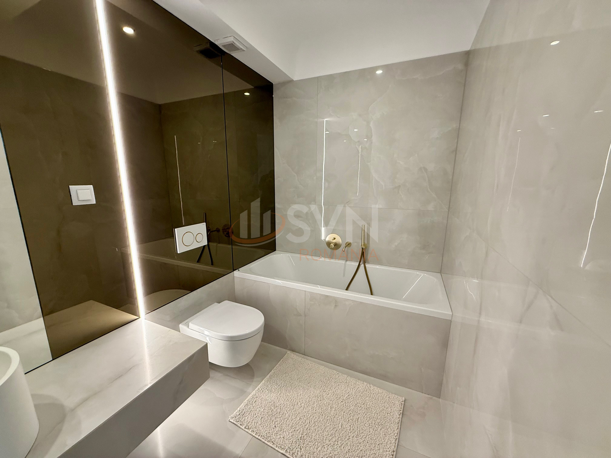 3 camere cu loc parcare exterior inclus Bucuresti/Pipera