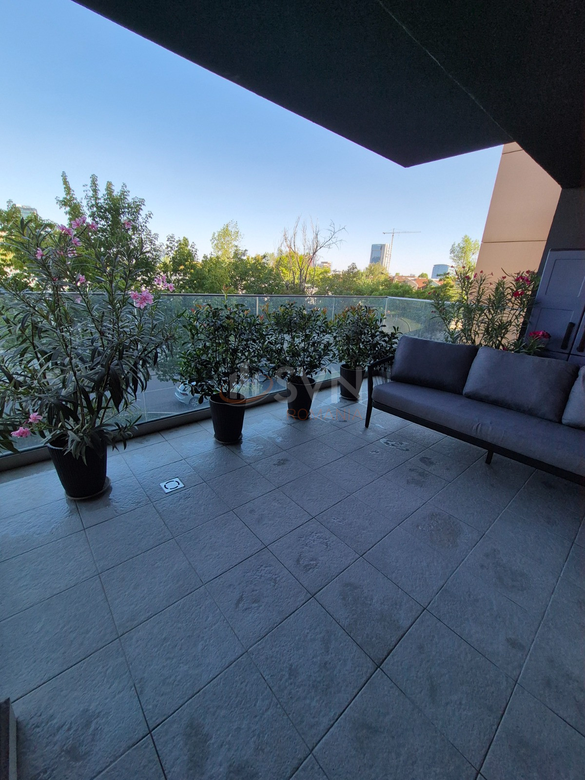 3 camere cu loc parcare exterior inclus Bucuresti/Herastrau