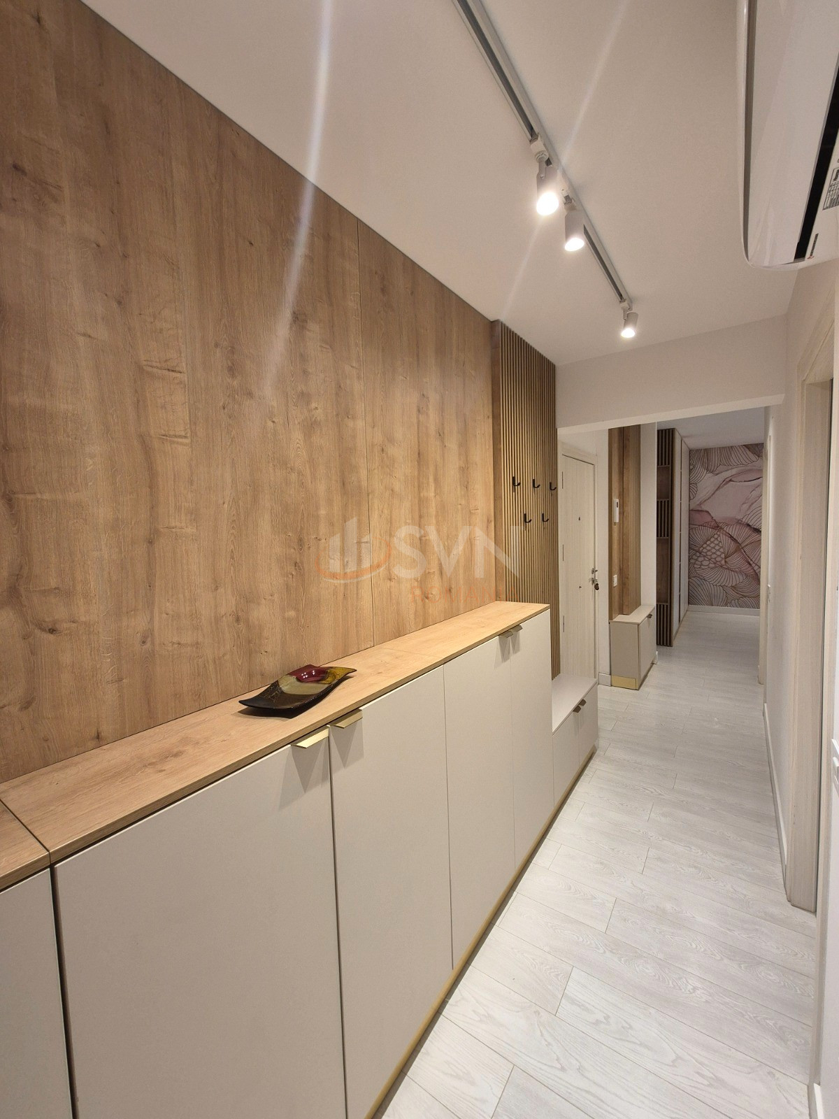 3 camere cu loc parcare exterior inclus Bucuresti/Herastrau