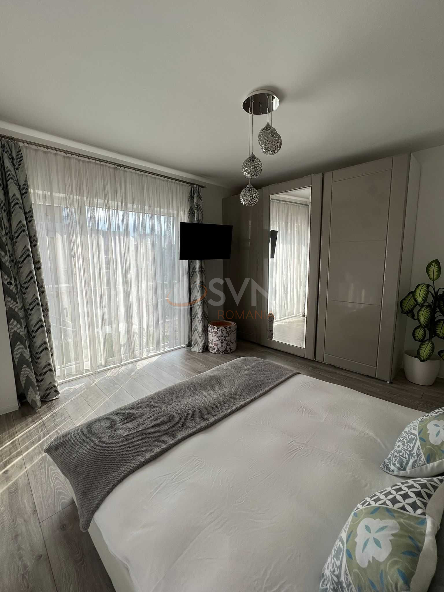 3 camere cu loc parcare exterior inclus Cluj/Intre Lacuri