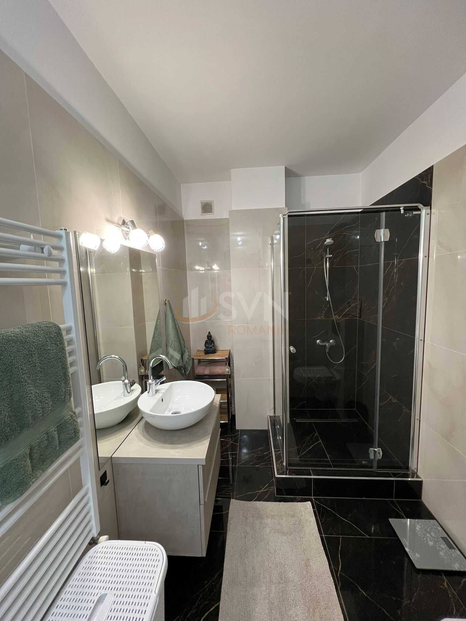 3 camere cu loc parcare exterior inclus Cluj/Intre Lacuri