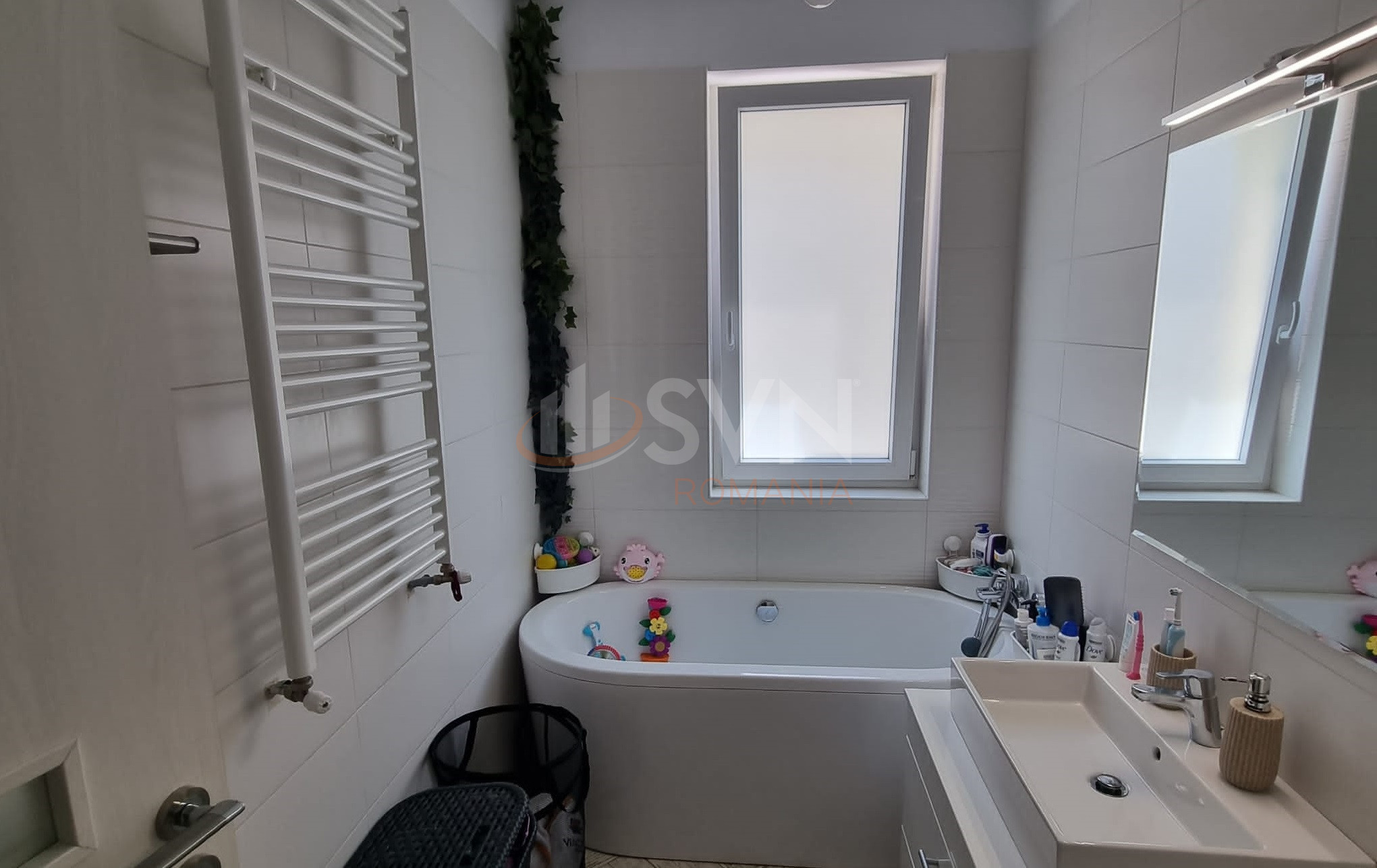 3 camere cu loc parcare exterior inclus Bucuresti/Aparatorii Patriei