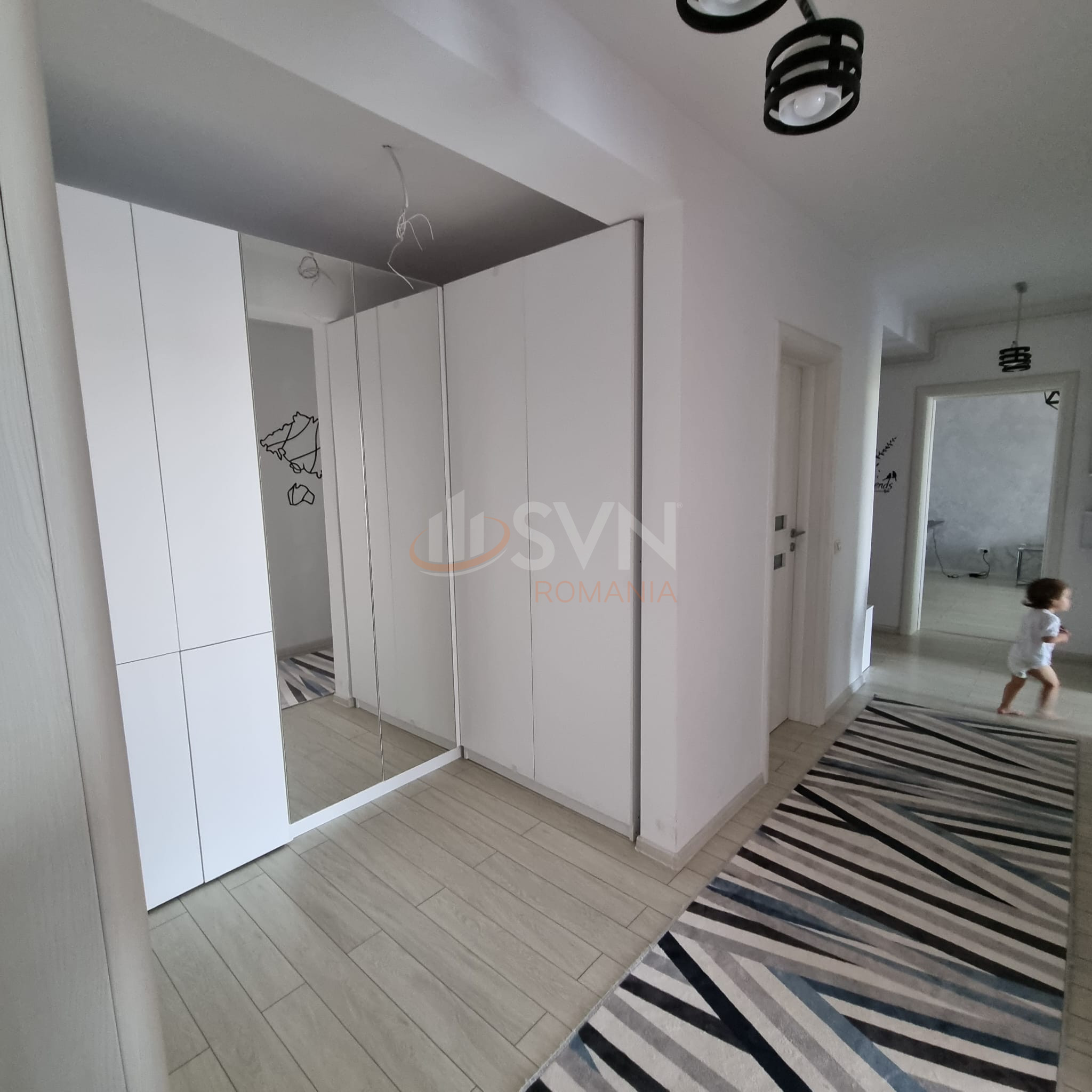 3 camere cu loc parcare exterior inclus Bucuresti/Aparatorii Patriei