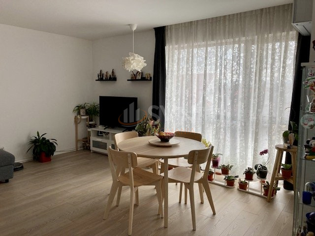 3 camere cu loc parcare exterior inclus Bucuresti/Sisesti