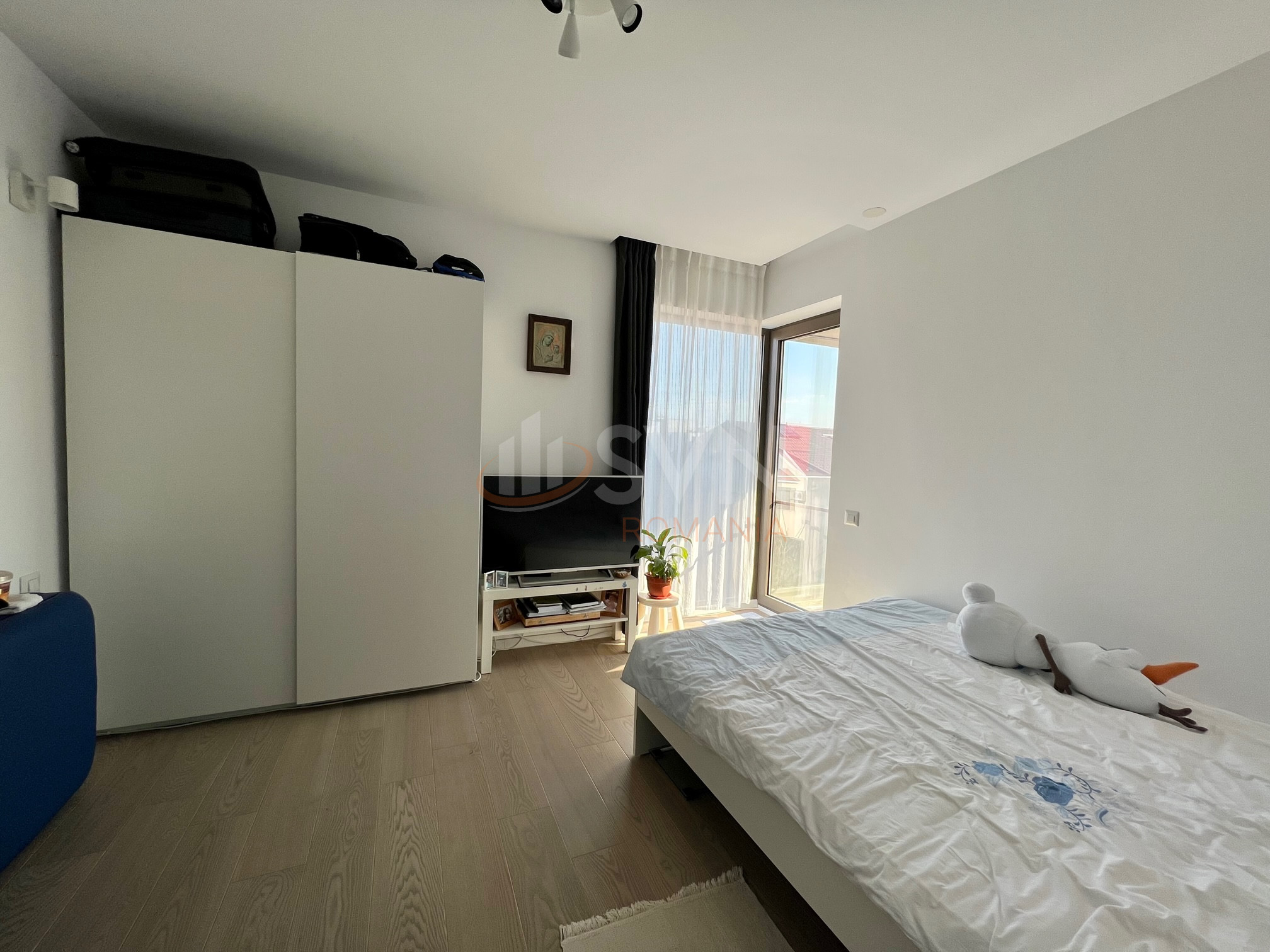 3 camere cu loc parcare exterior inclus Bucuresti/Sisesti