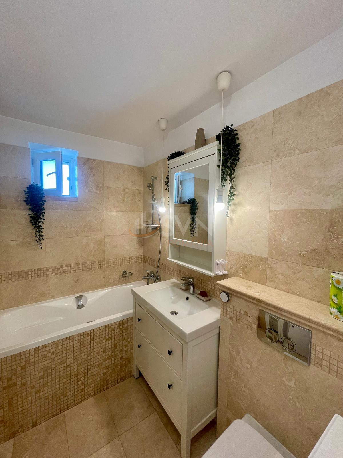 3 camere cu loc parcare exterior inclus Bucuresti/Aviatiei