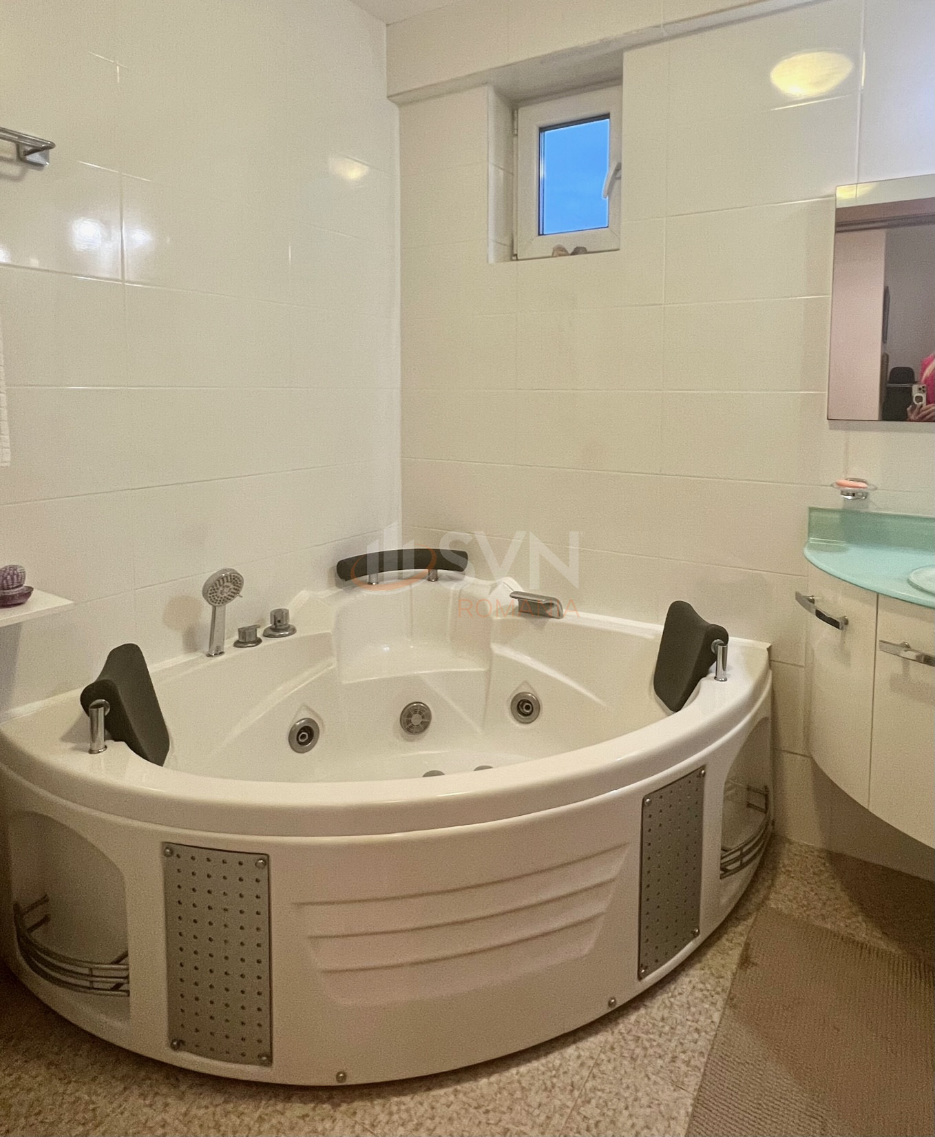 3 camere cu loc parcare exterior inclus Bucuresti/Tei
