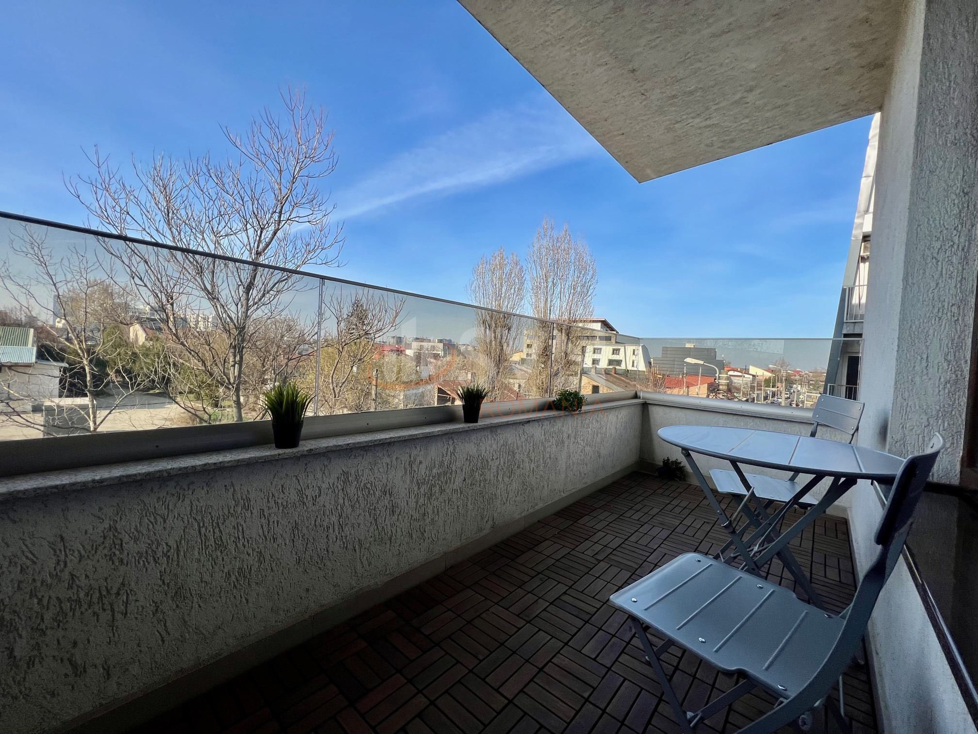 3 camere cu loc parcare exterior inclus Bucuresti/Barbu Vacarescu