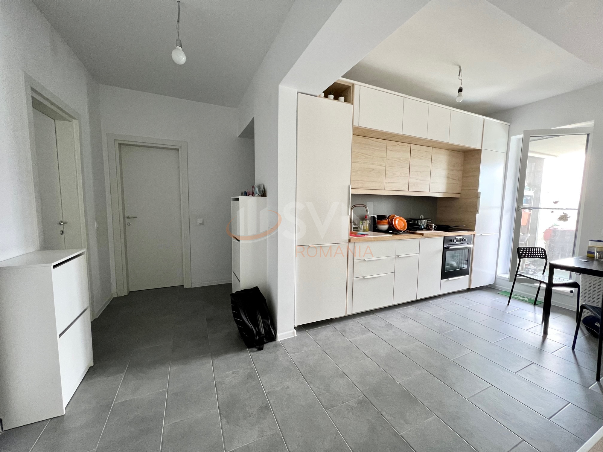 3 camere cu loc parcare exterior inclus Bucuresti/Straulesti