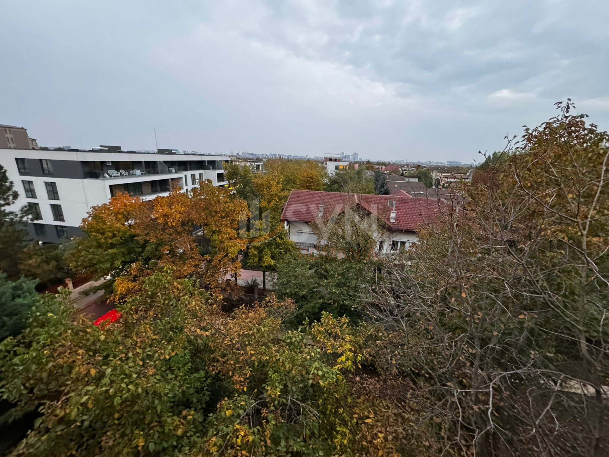 3 camere cu loc parcare exterior inclus Bucuresti/Iancu Nicolae