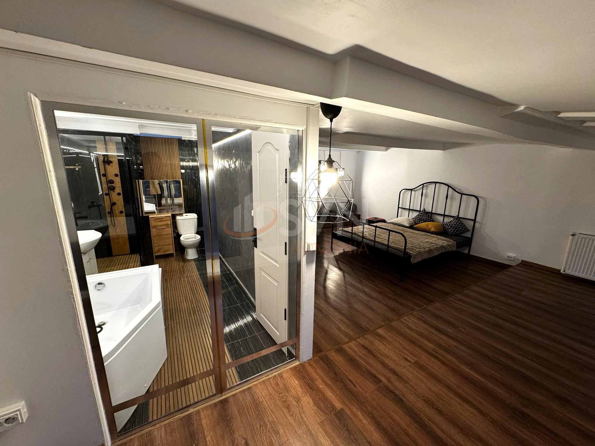 3 camere cu loc parcare exterior inclus Bucuresti/Iancu Nicolae