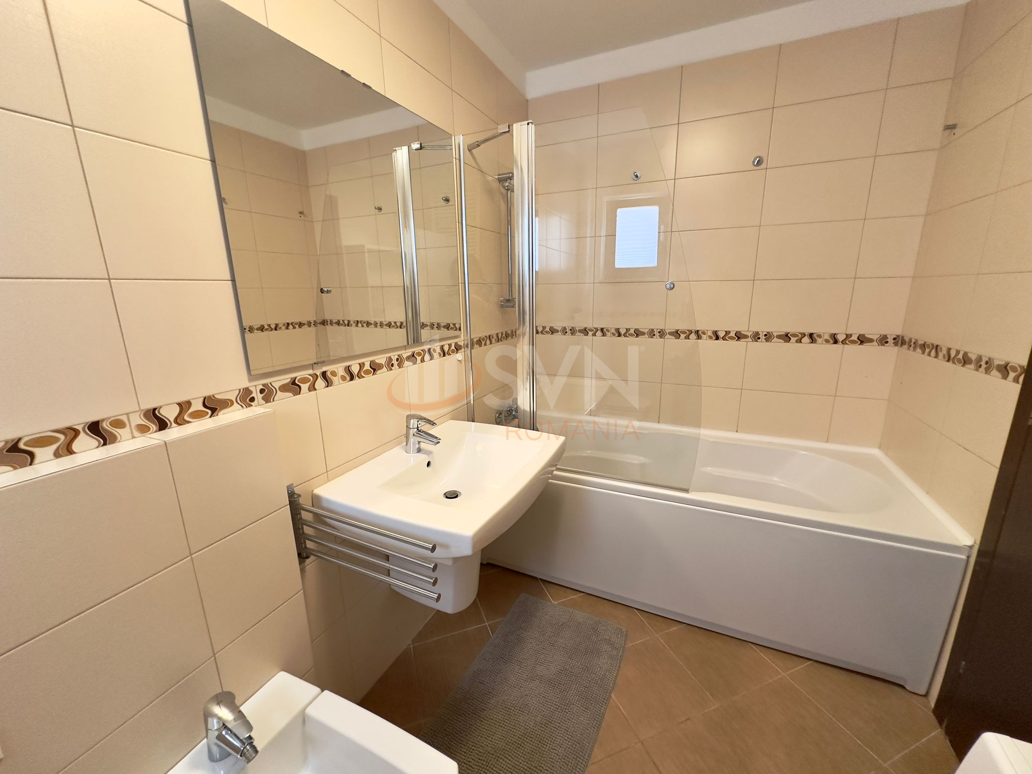 3 camere cu loc parcare exterior inclus Bucuresti/Aviatiei