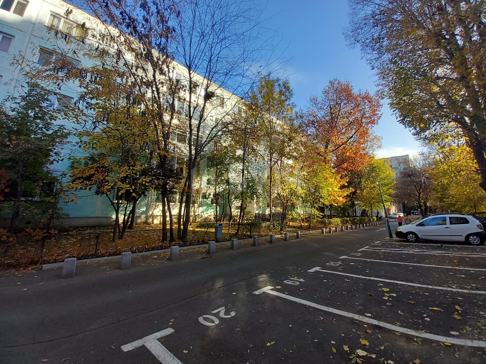 3 camere cu loc parcare exterior inclus Bucuresti/Berceni