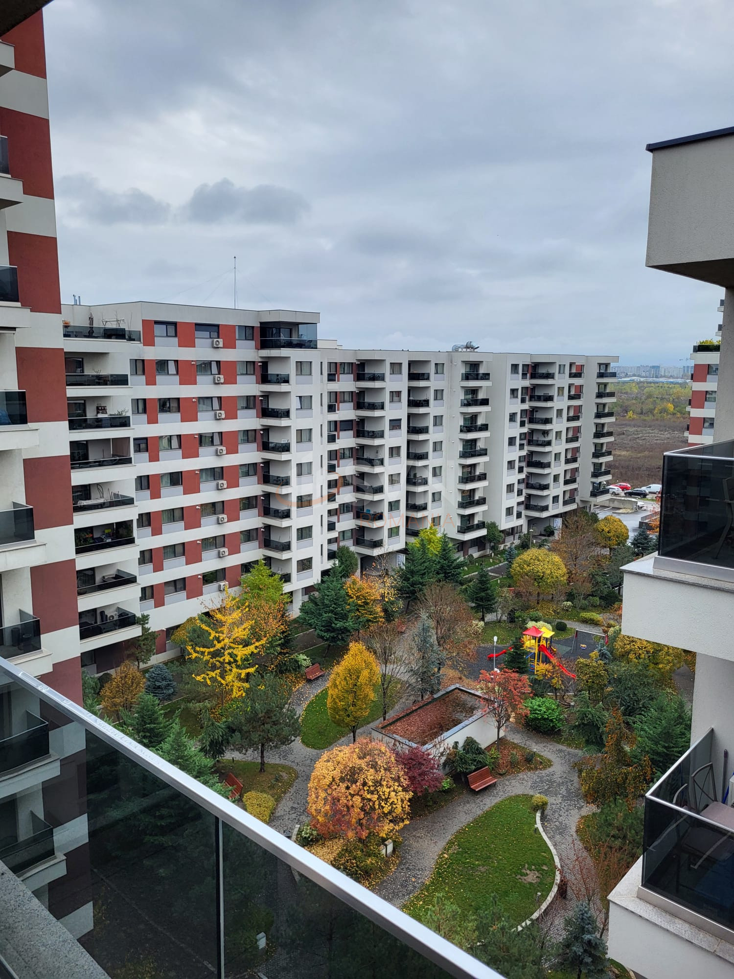 3 camere cu loc parcare exterior inclus Bucuresti/Pipera