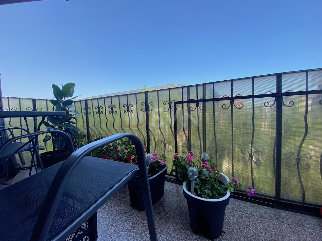 3 camere cu loc parcare exterior inclus Bucuresti/Fundeni