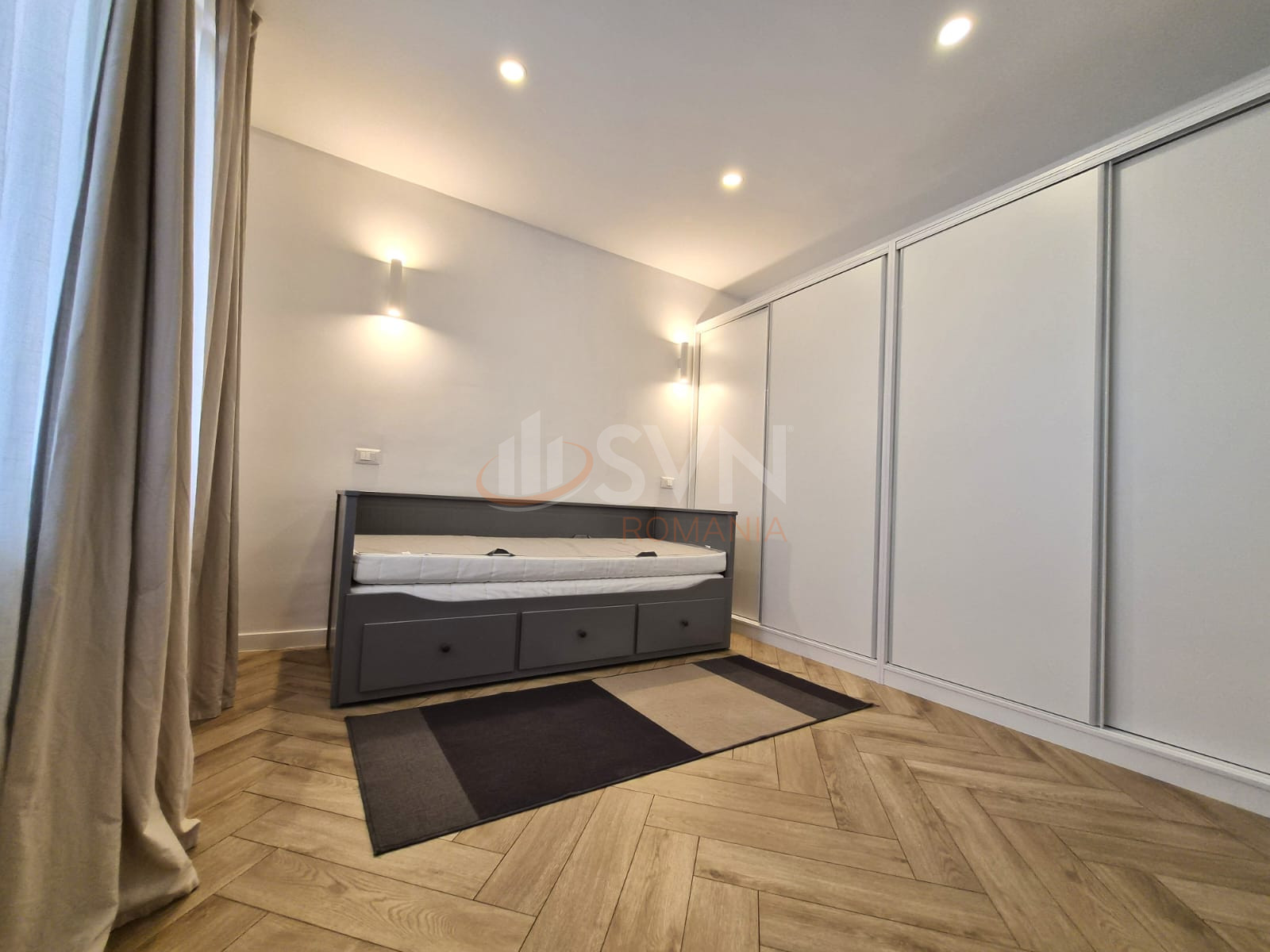 3 camere cu loc parcare exterior inclus Bucuresti/Pipera