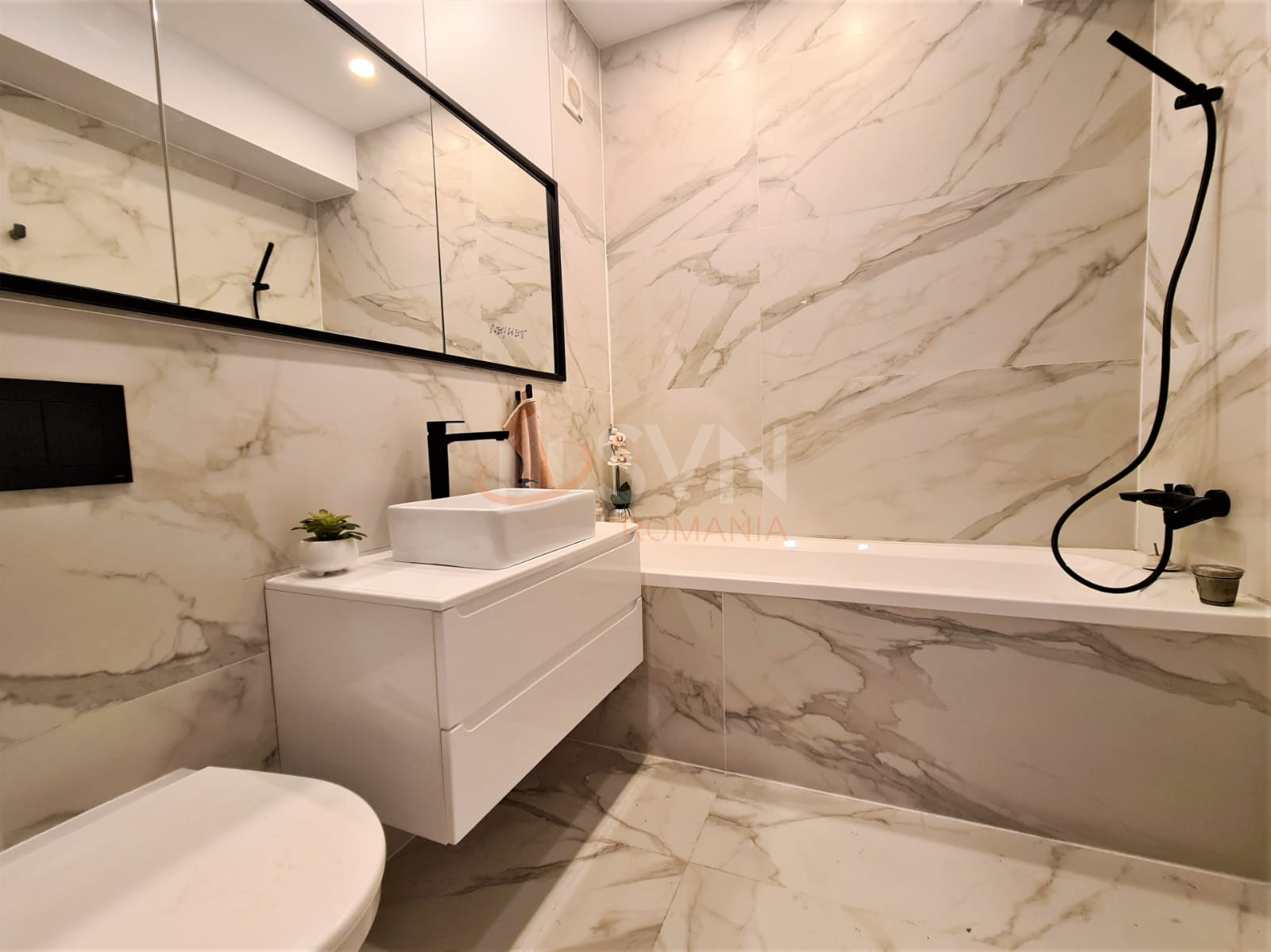 3 camere cu loc parcare exterior inclus Bucuresti/Pipera