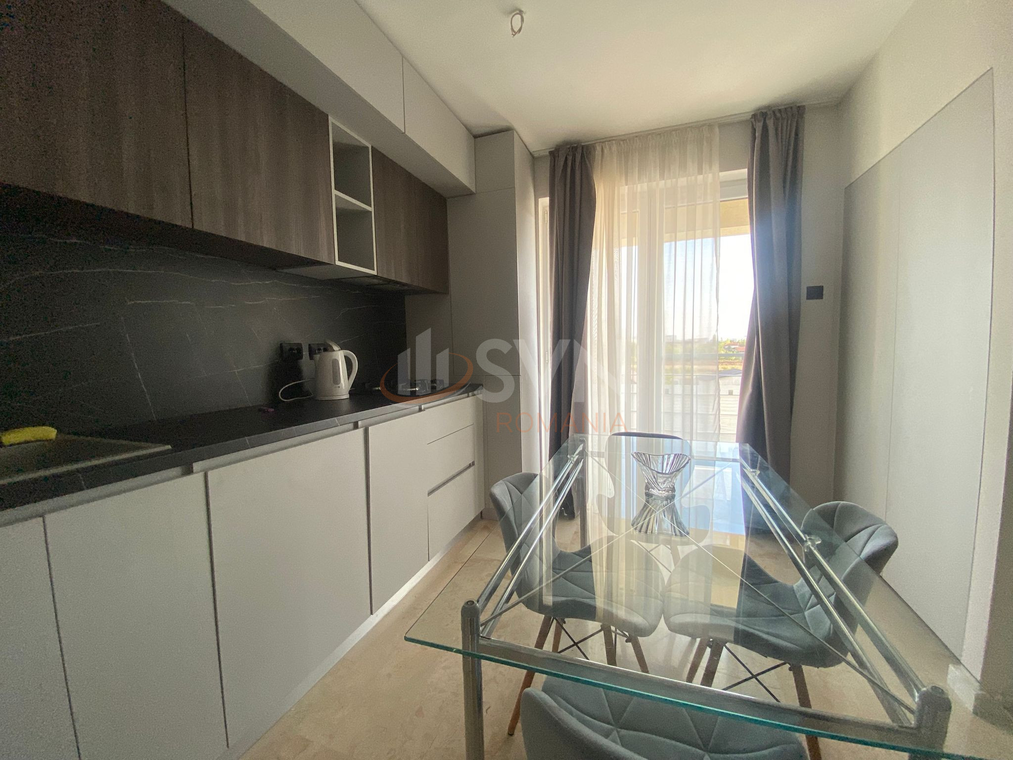 3 camere cu loc parcare exterior inclus Bucuresti/Baneasa