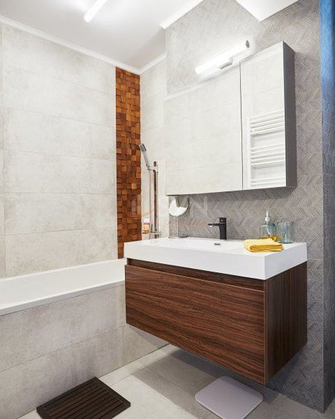 3 camere cu loc parcare exterior inclus Bucuresti/Domenii