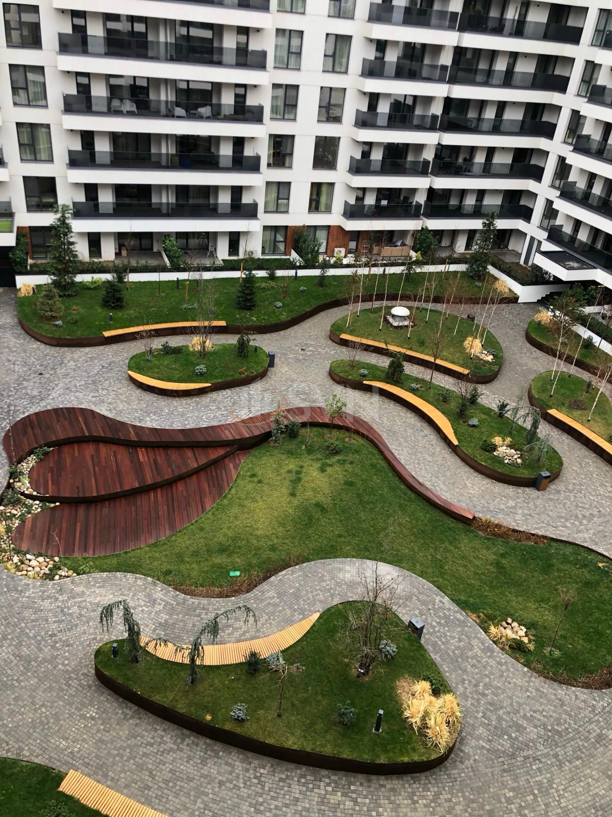 3 camere cu loc parcare exterior inclus Bucuresti/Aviatiei