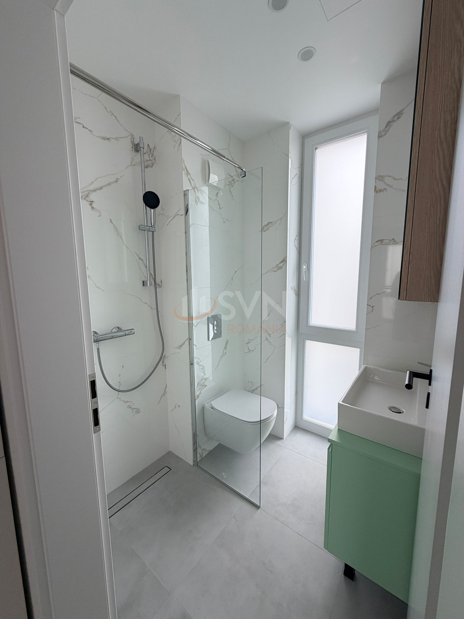 3 camere cu loc parcare exterior inclus Bucuresti/Pipera