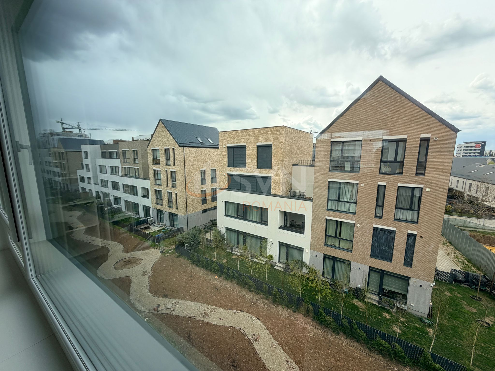 3 camere cu loc parcare exterior inclus Bucuresti/Pipera