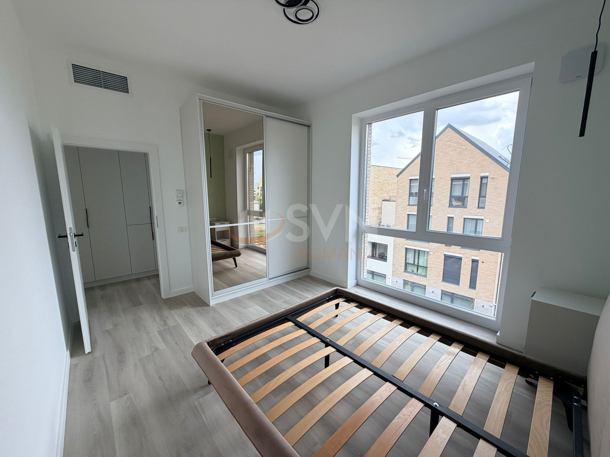 3 camere cu loc parcare exterior inclus Bucuresti/Pipera