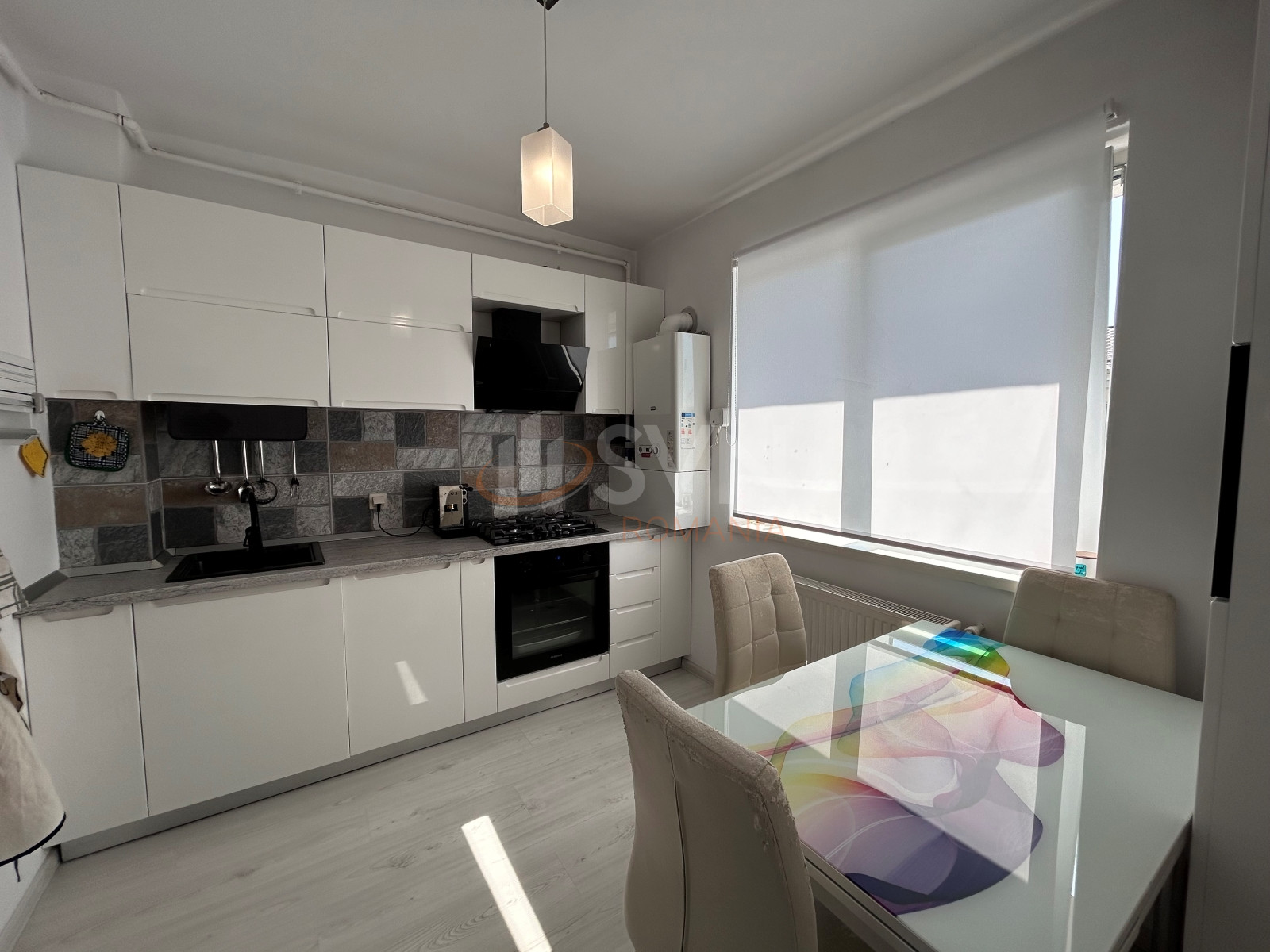 3 camere cu loc parcare exterior inclus Bucuresti/Berceni