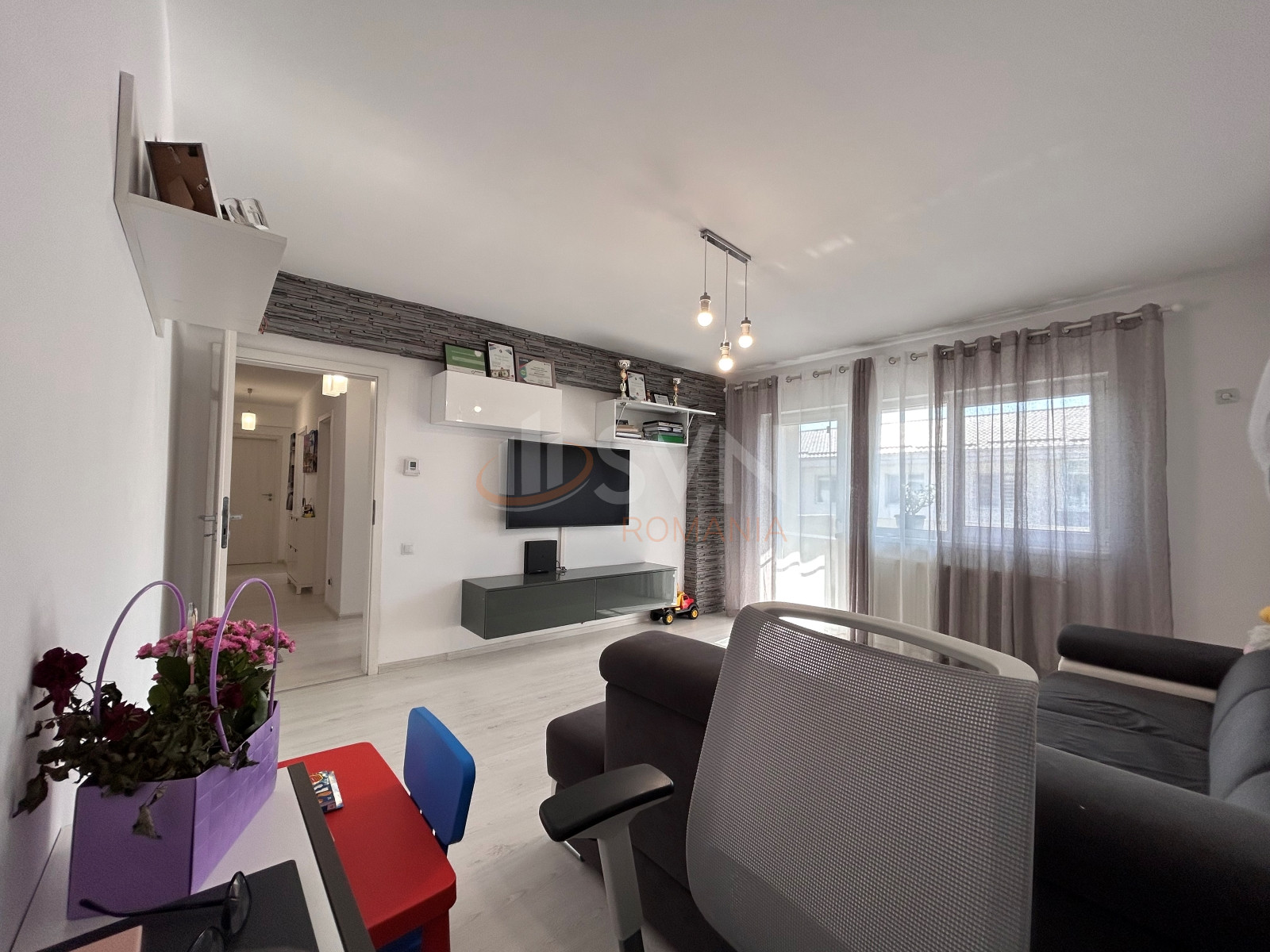 3 camere cu loc parcare exterior inclus Bucuresti/Berceni