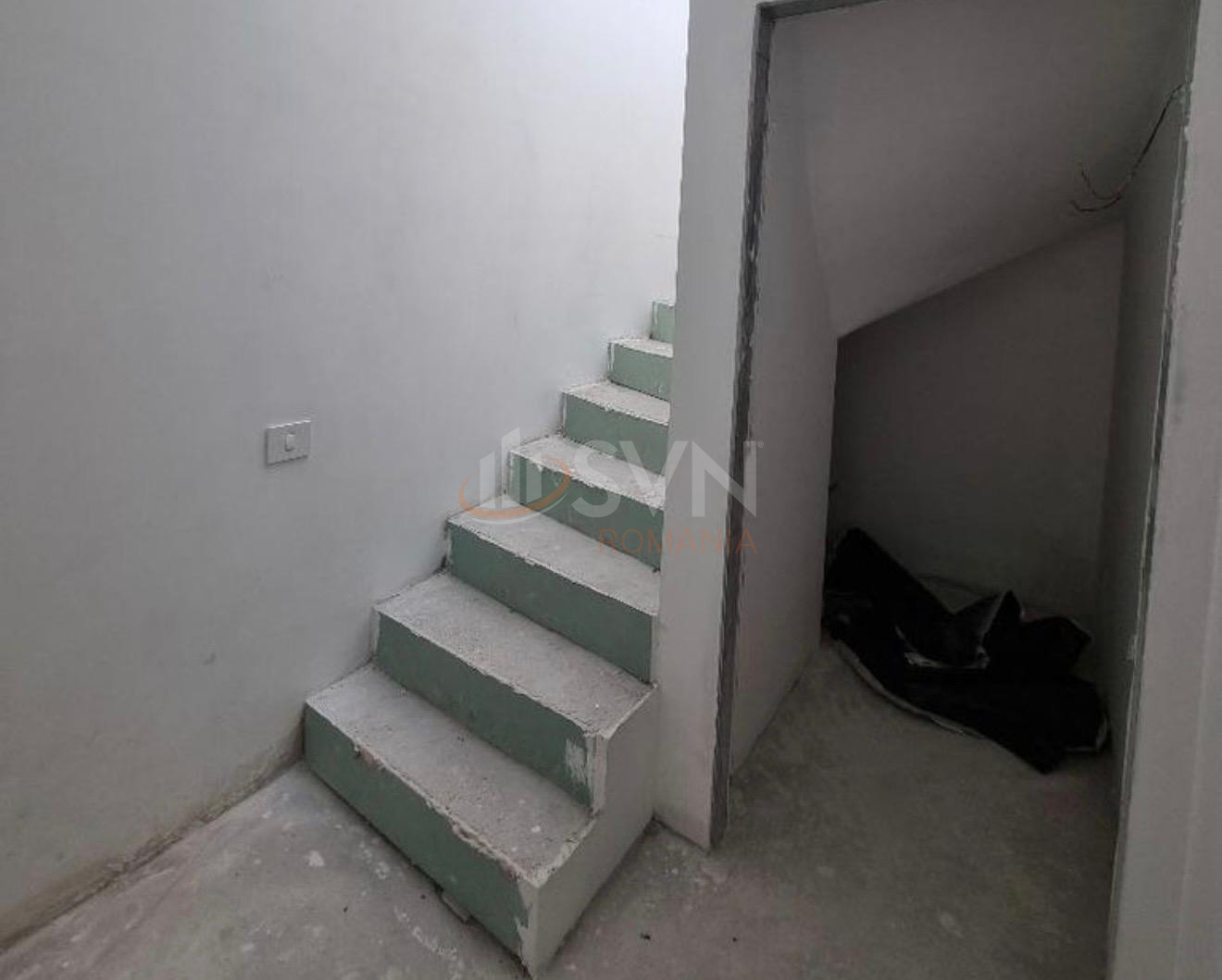 3 camere cu loc parcare exterior inclus Bucuresti/Pipera