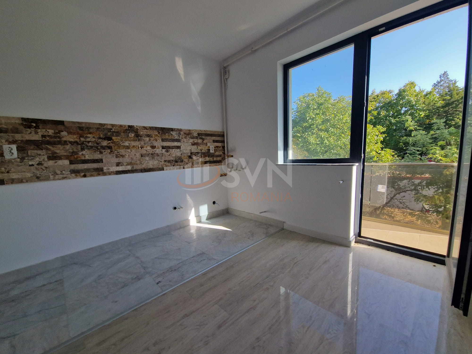3 camere cu loc parcare exterior inclus Bucuresti/Crevedia