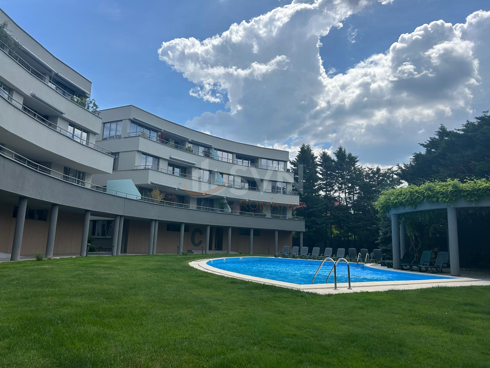 3 camere cu loc parcare exterior inclus Bucuresti/Iancu Nicolae