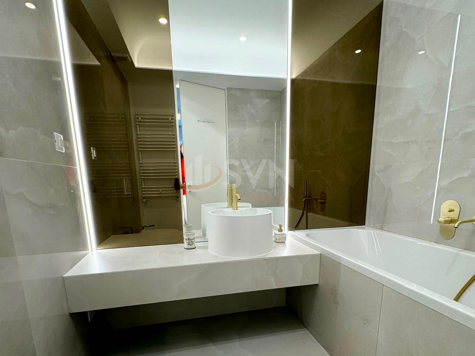 3 camere cu loc parcare exterior inclus Bucuresti/Pipera