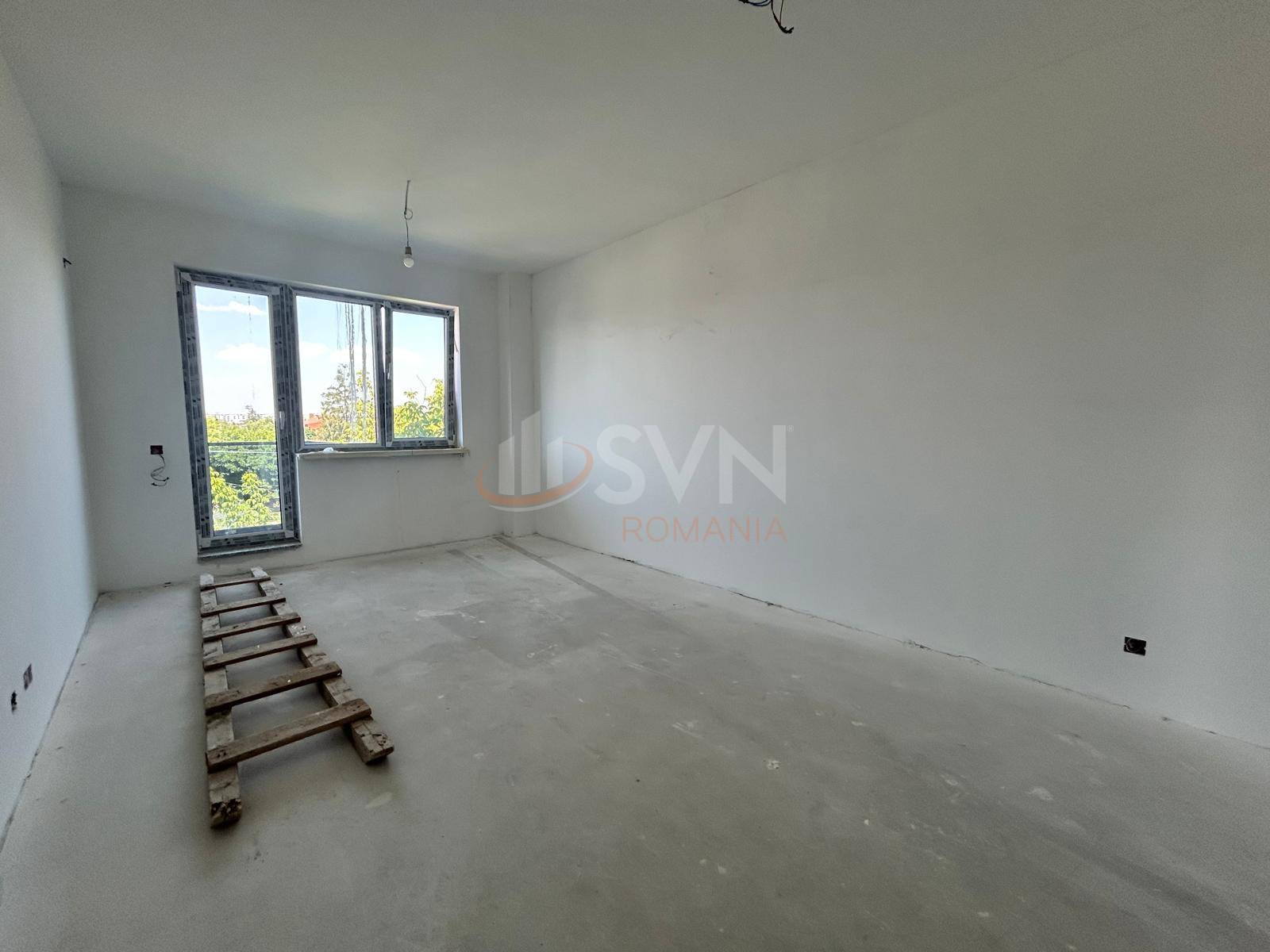 3 camere cu loc parcare exterior inclus Bucuresti/1 Mai