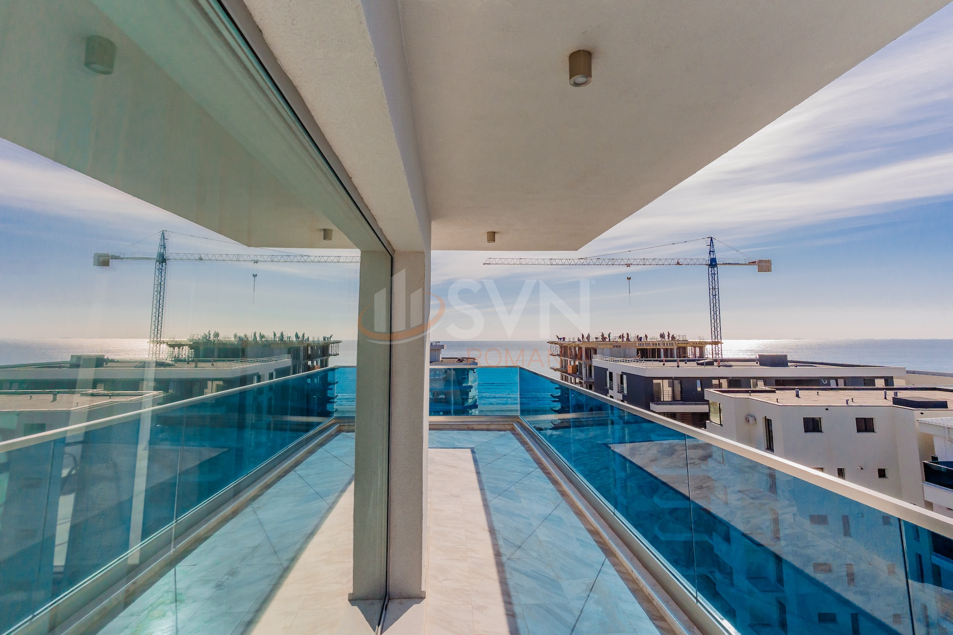 3 camere cu loc parcare exterior inclus Constanta/Nord