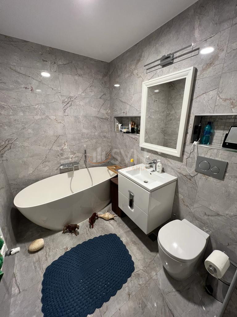 3 camere cu loc parcare exterior inclus Bucuresti/Colentina