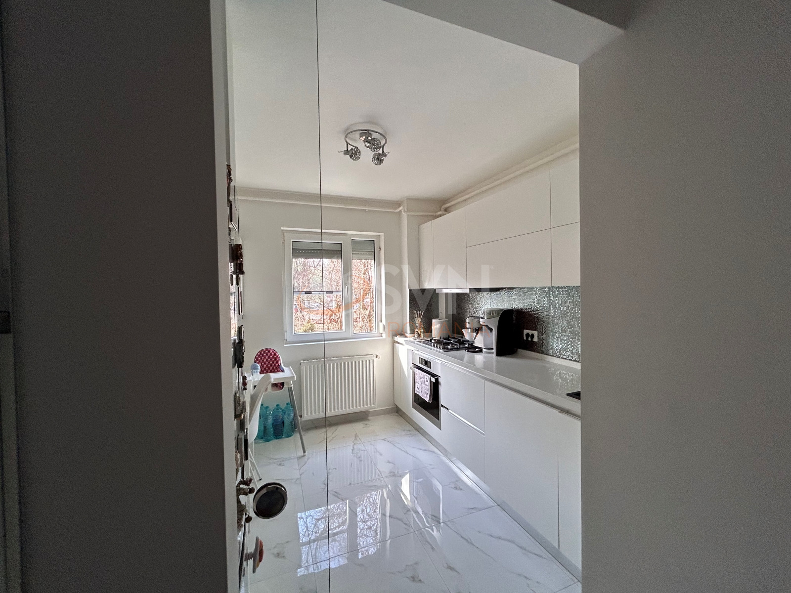 3 camere cu loc parcare exterior inclus Bucuresti/Berceni